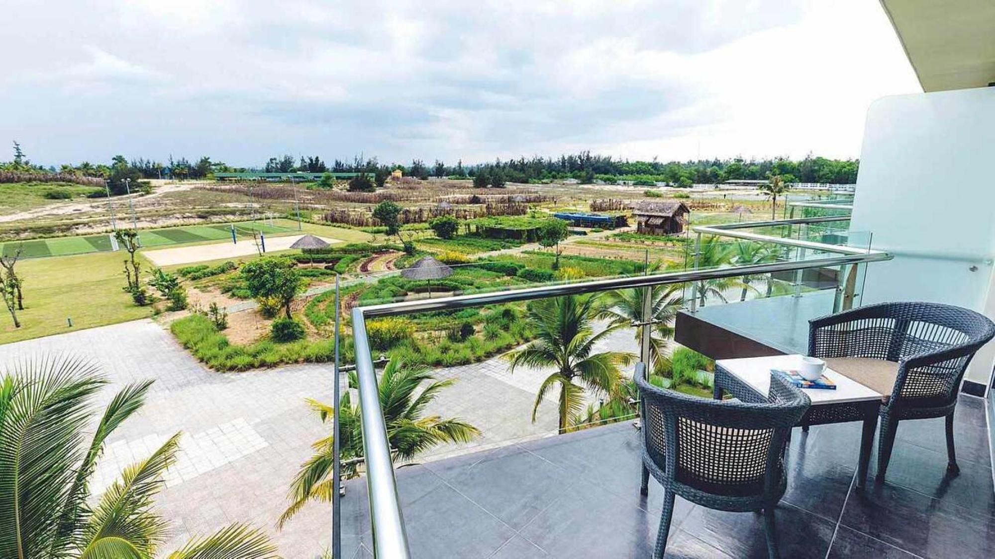 Robinson Nam Hoi An Hotel Tam Ky Exterior foto